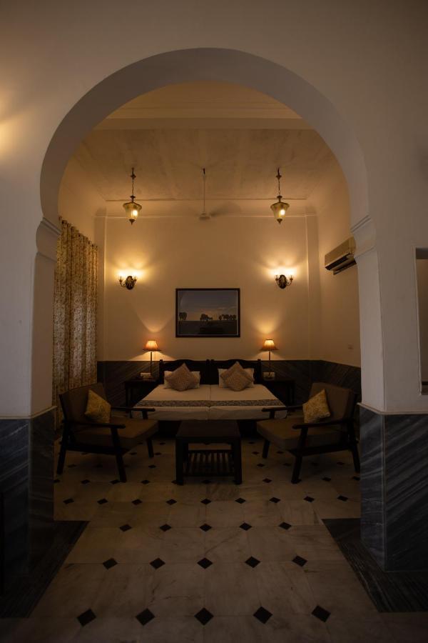 Diggi Palace - A City Center Hidden Heritage Gem Jaipur Eksteriør billede