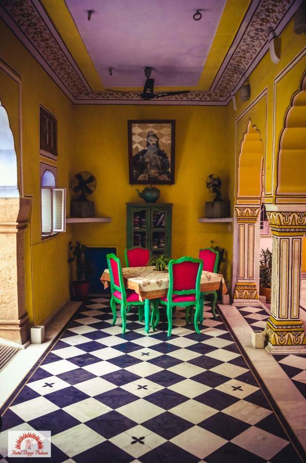 Diggi Palace - A City Center Hidden Heritage Gem Jaipur Eksteriør billede
